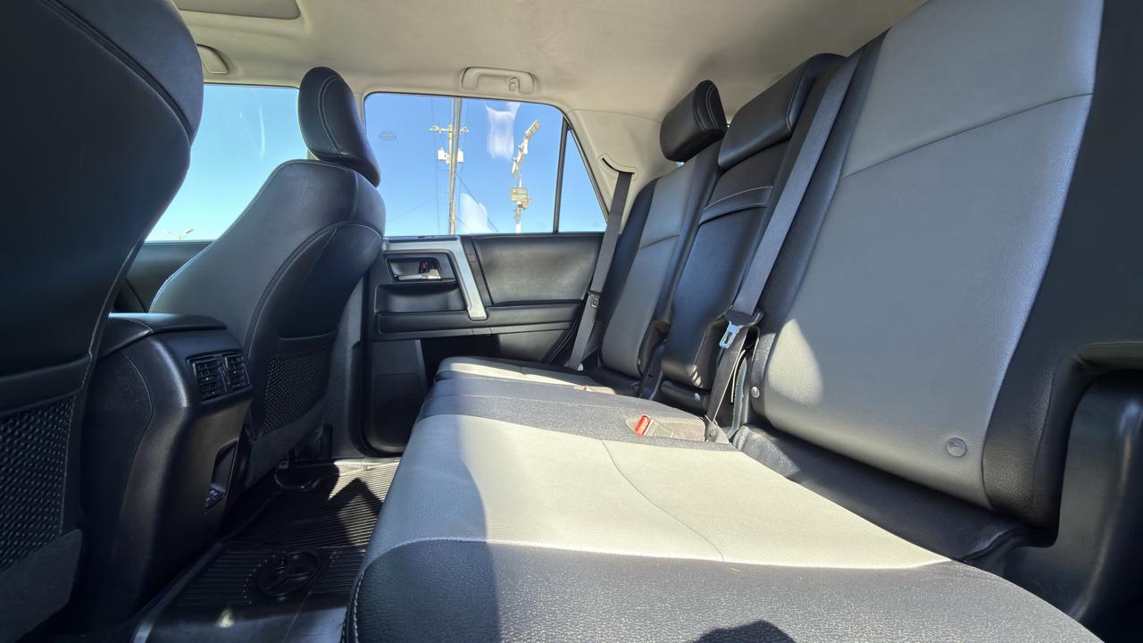 Toyota 4Runner SR5 Premium 4WD (Natl) 2020