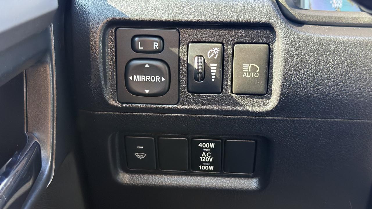 Toyota 4Runner SR5 Premium 4WD (Natl) 2020