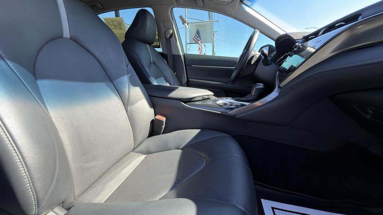 Toyota Camry XSE Auto (Natl) 2020