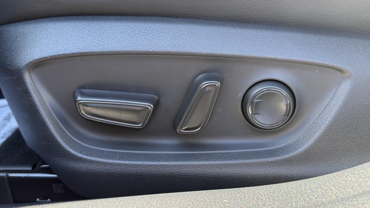 Toyota Camry XSE Auto (Natl) 2020