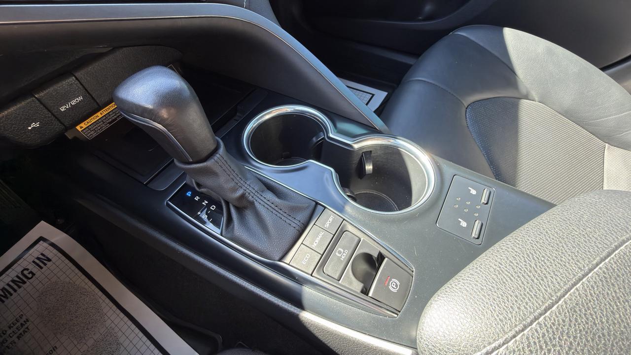 Toyota Camry XSE Auto (Natl) 2020