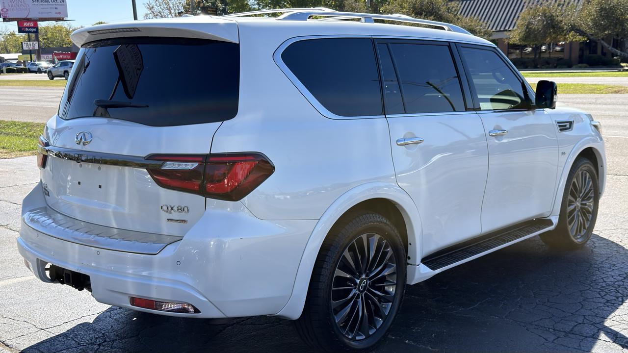 Infiniti QX80 LUXE AWD 2020