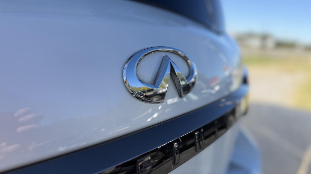 Infiniti QX80 LUXE AWD 2020