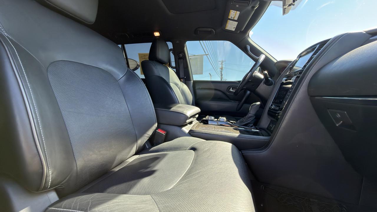 Infiniti QX80 LUXE AWD 2020