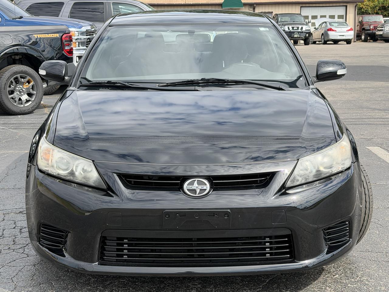 Scion tC 2dr HB Man (Natl) 2012