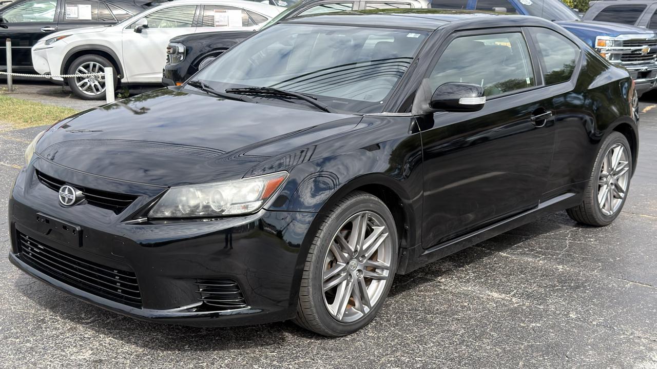 Scion tC 2dr HB Man (Natl) 2012