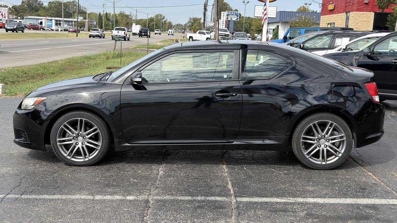 Scion tC 2dr HB Man (Natl) 2012