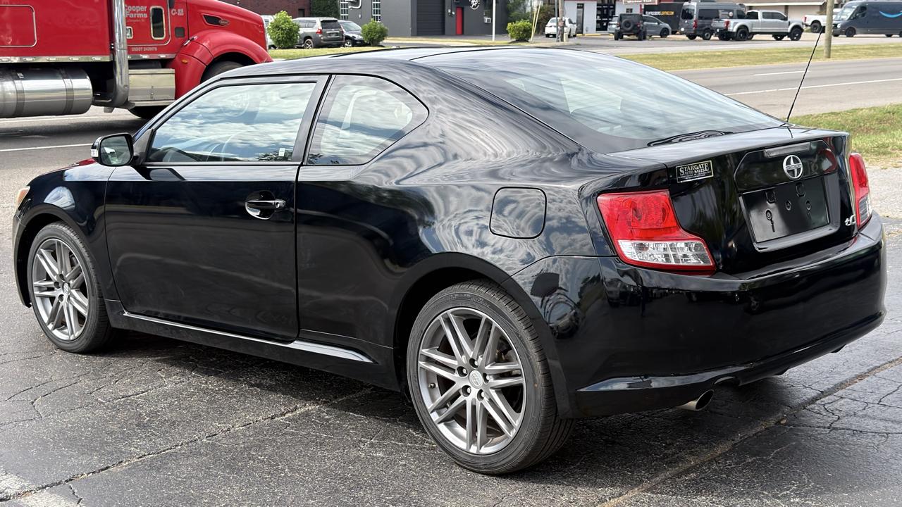 Scion tC 2dr HB Man (Natl) 2012
