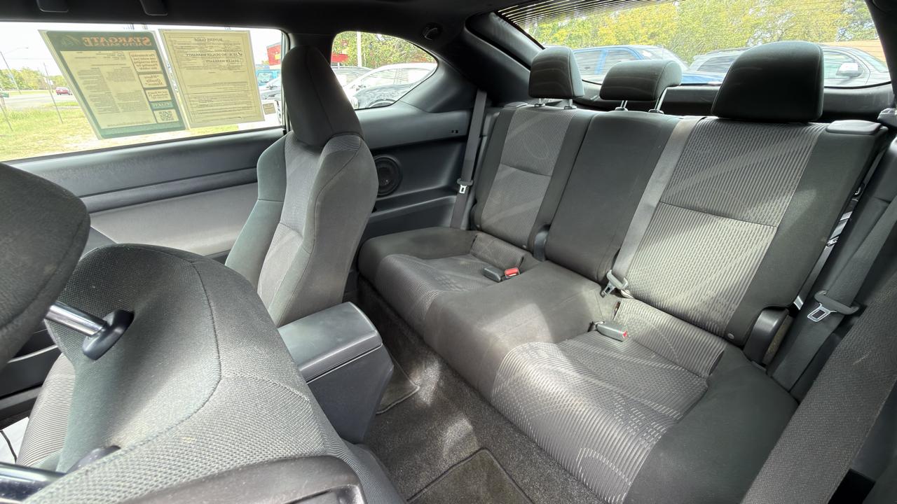 Scion tC 2dr HB Man (Natl) 2012
