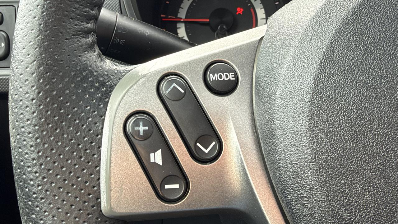 Scion tC 2dr HB Man (Natl) 2012
