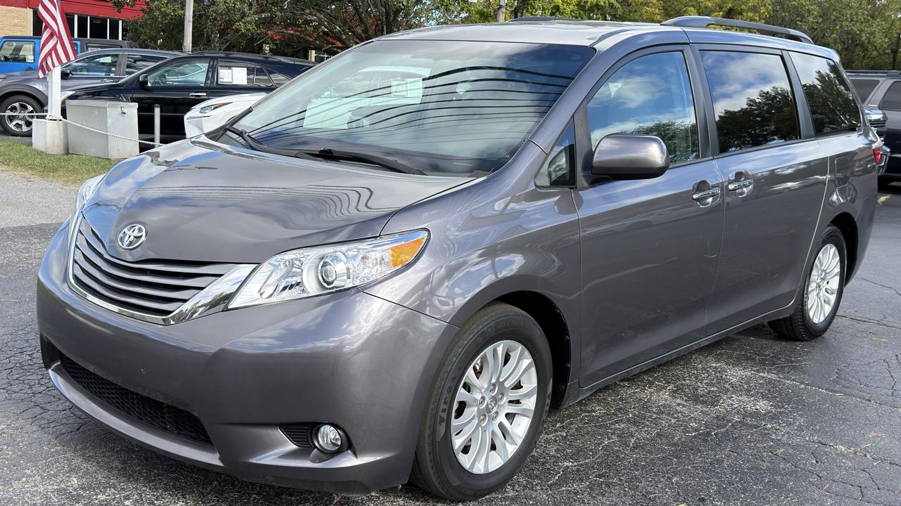 Toyota Sienna 5dr 8-Pass Van XLE Premium FWD (Natl) 2015