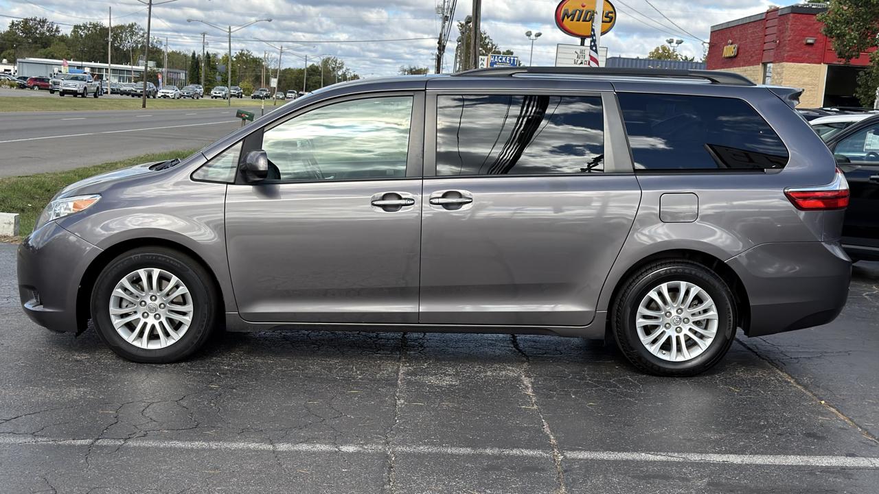 Toyota Sienna 5dr 8-Pass Van XLE Premium FWD (Natl) 2015