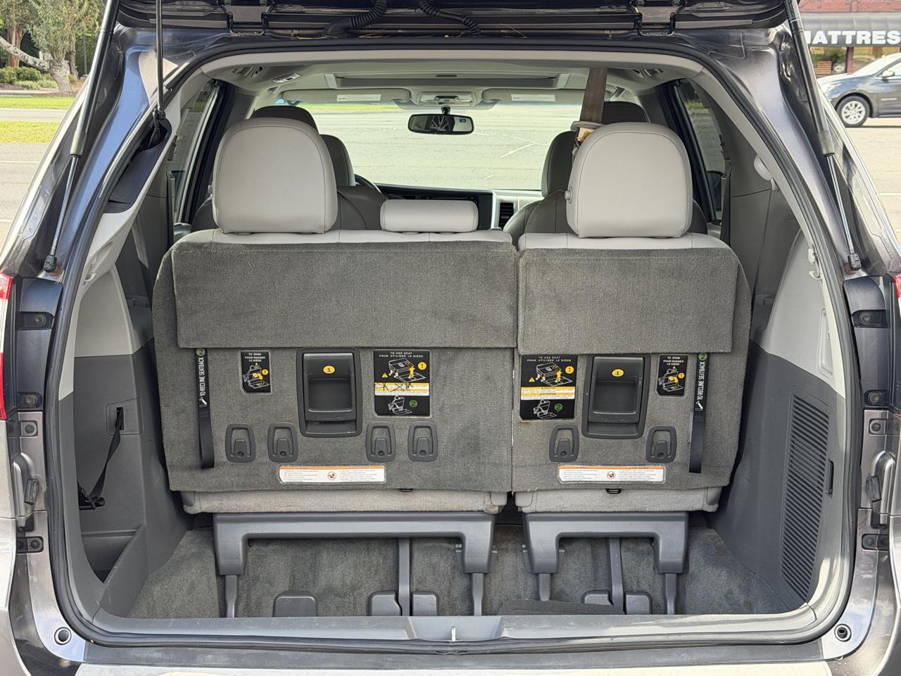 Toyota Sienna 5dr 8-Pass Van XLE Premium FWD (Natl) 2015