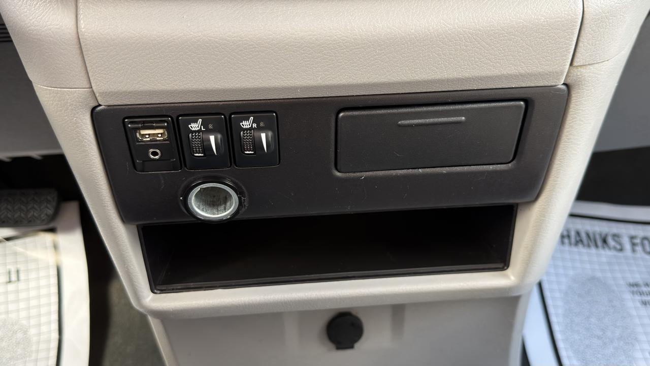 Toyota Sienna 5dr 8-Pass Van XLE Premium FWD (Natl) 2015