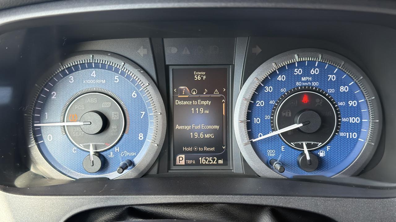 Toyota Sienna 5dr 8-Pass Van XLE Premium FWD (Natl) 2015