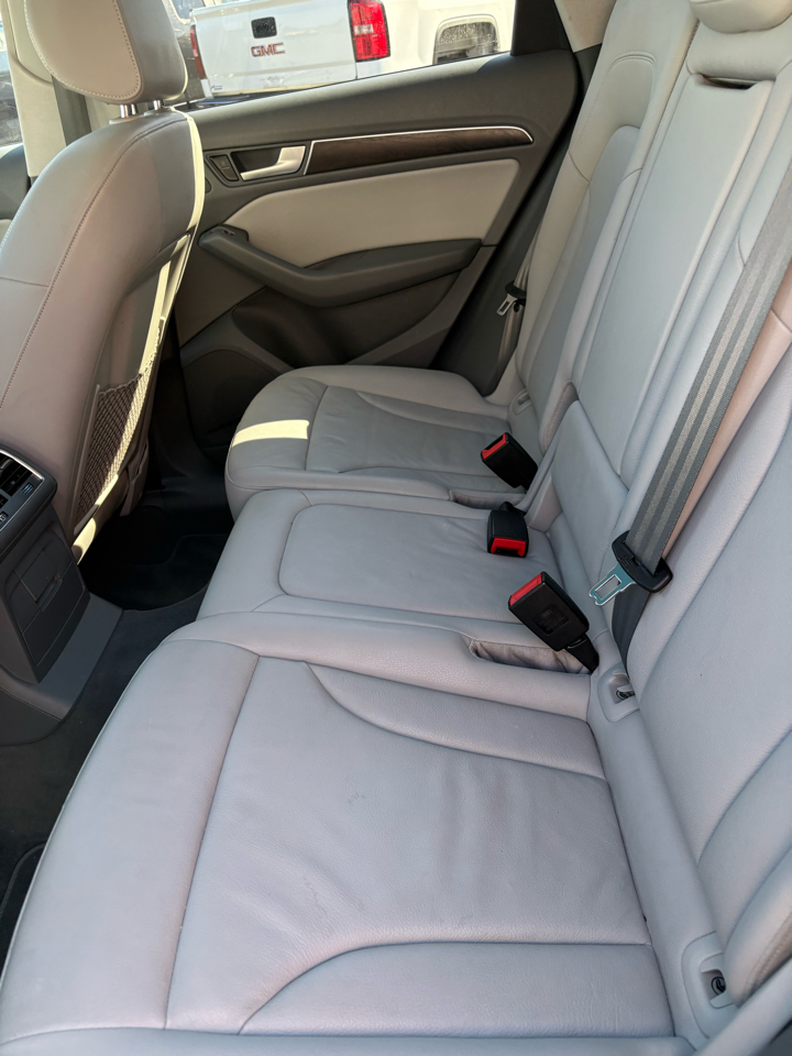 Audi Q5 2.0 TFSI Premium 2017 Audi Q5 2.0 TFSI Premium 2017