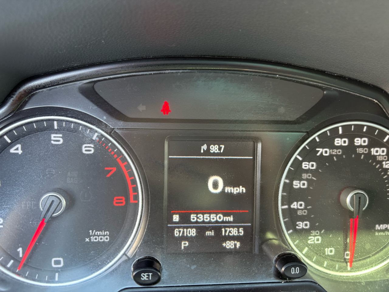 Audi Q5 2.0 TFSI Premium 2017 Audi Q5 2.0 TFSI Premium 2017