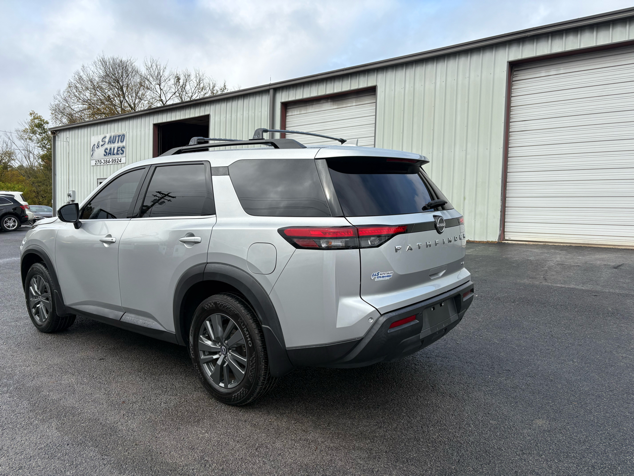 Nissan Pathfinder SV 2WD 2023 Nissan Pathfinder SV 2WD 2023