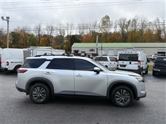 2023 Nissan Pathfinder  2023 Nissan Pathfinder