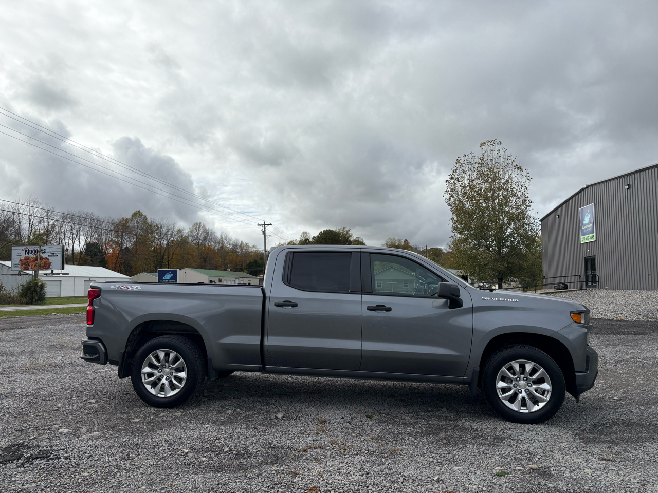 Chevrolet Silverado 1500 4WD Crew Cab 147" Custom 2020 Chevrolet Silverado 1500 4WD Crew Cab 147" Custom 2020