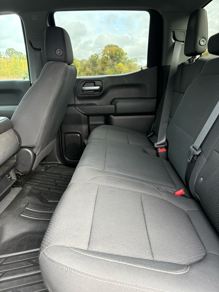 Chevrolet Silverado 1500 4WD Crew Cab 147" Custom 2020 Chevrolet Silverado 1500 4WD Crew Cab 147" Custom 2020