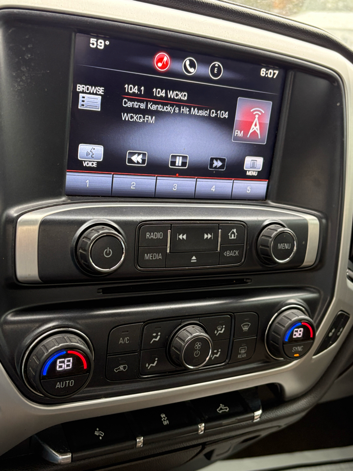 GMC Sierra 1500 4WD Double Cab 143.5" SLT 2016 GMC Sierra 1500 4WD Double Cab 143.5" SLT 2016