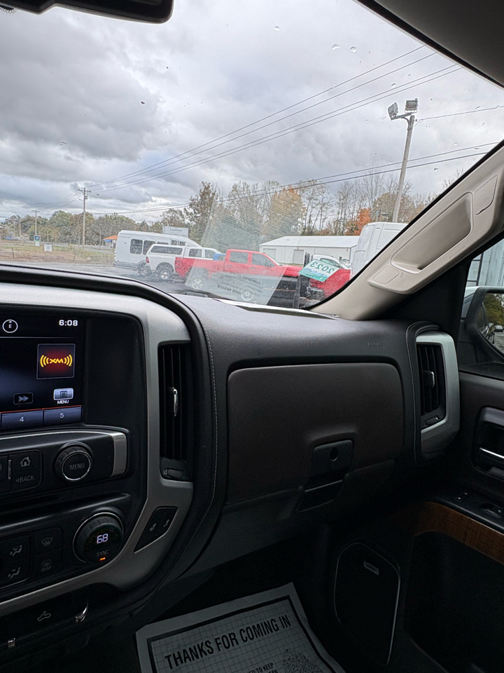 GMC Sierra 1500 4WD Double Cab 143.5" SLT 2016 GMC Sierra 1500 4WD Double Cab 143.5" SLT 2016