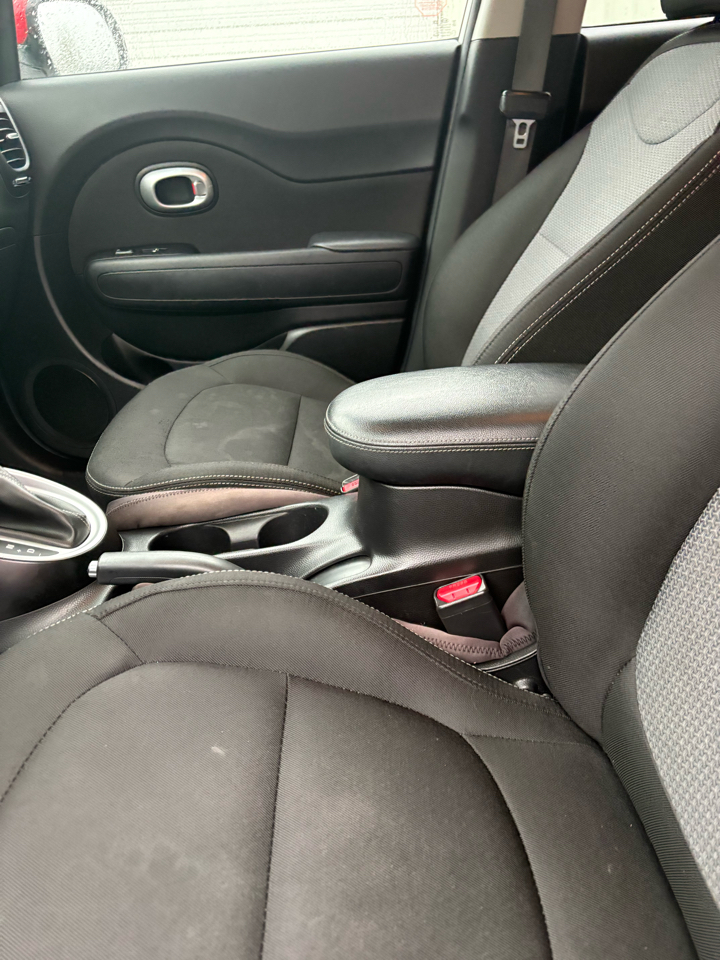 Kia Soul + Auto 2018 Kia Soul + Auto 2018