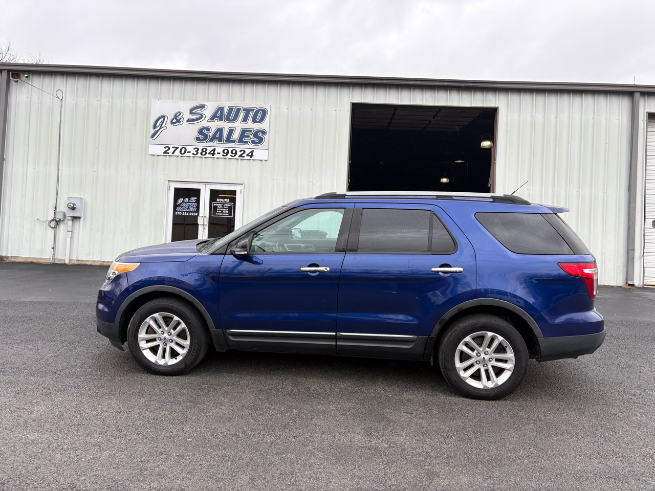 Ford Explorer 4WD 4dr XLT 2014