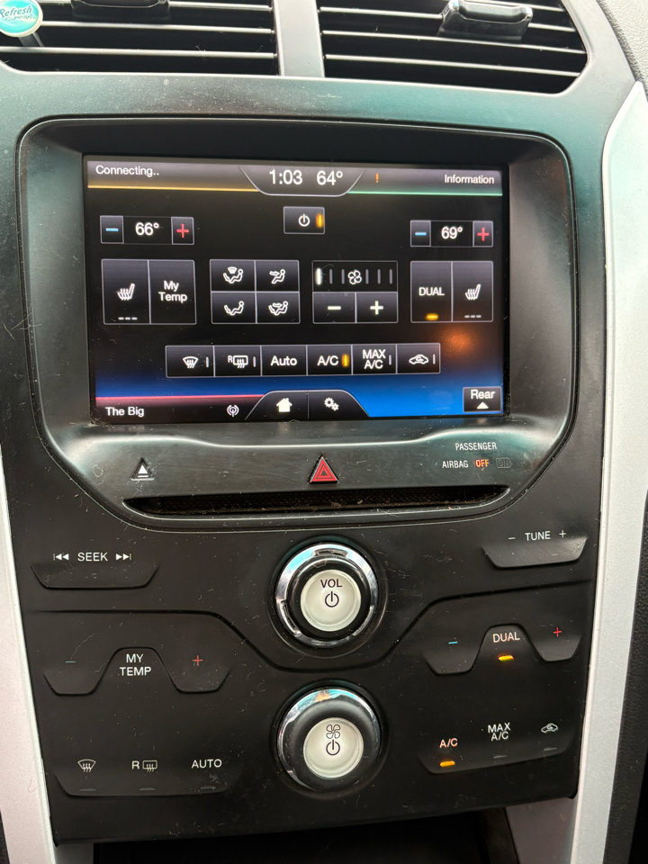 Ford Explorer 4WD 4dr XLT 2014