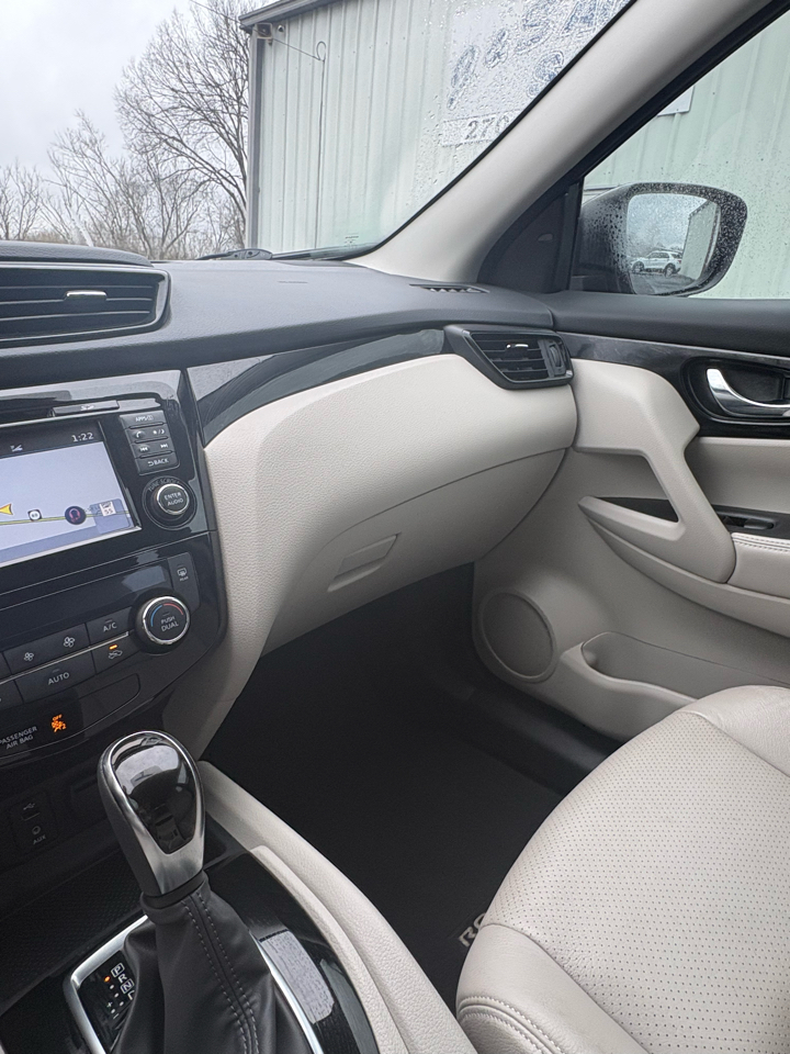 Nissan Rogue Sport FWD SV 2018