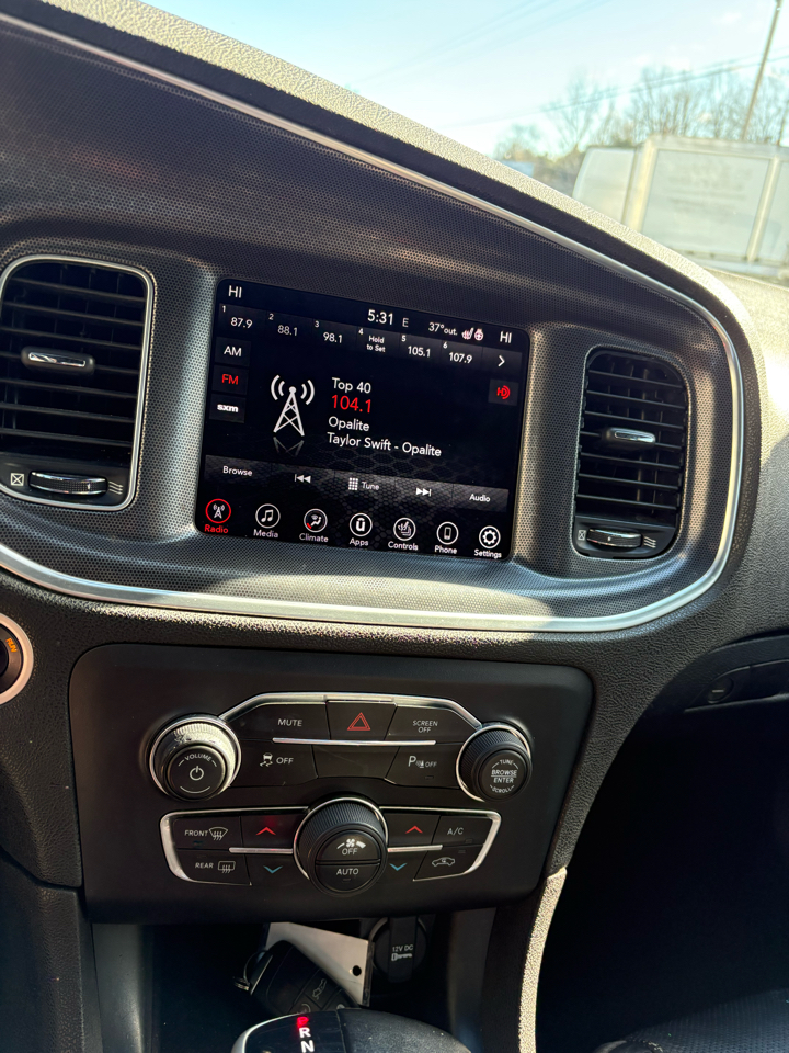 Dodge Charger SXT RWD 2017