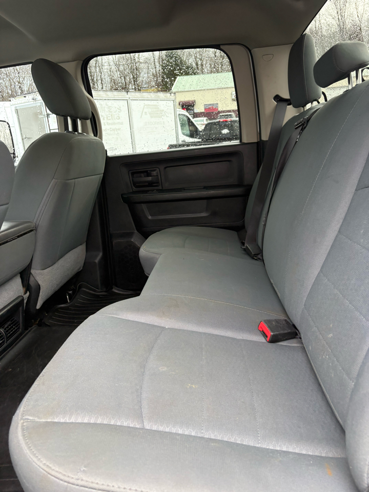 RAM 2500 Tradesman 4x4 Crew Cab 8' Box 2018