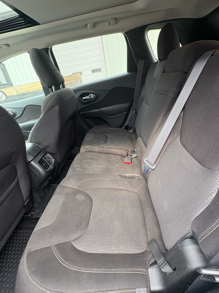 Jeep Cherokee 4WD 4dr Altitude *Ltd Avail* 2016