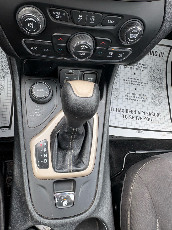 Jeep Cherokee 4WD 4dr Altitude *Ltd Avail* 2016