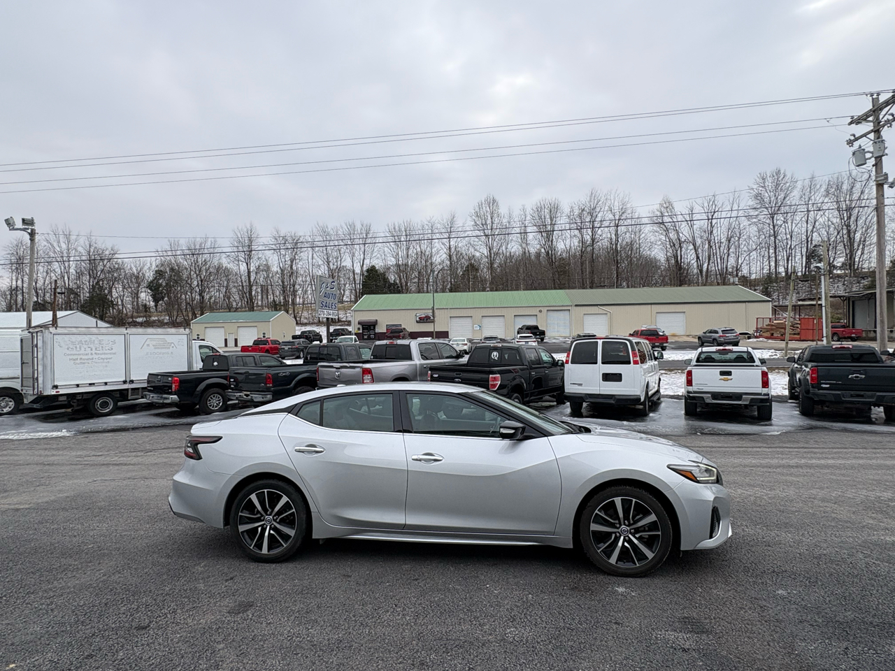 Nissan Maxima SV CVT 2022