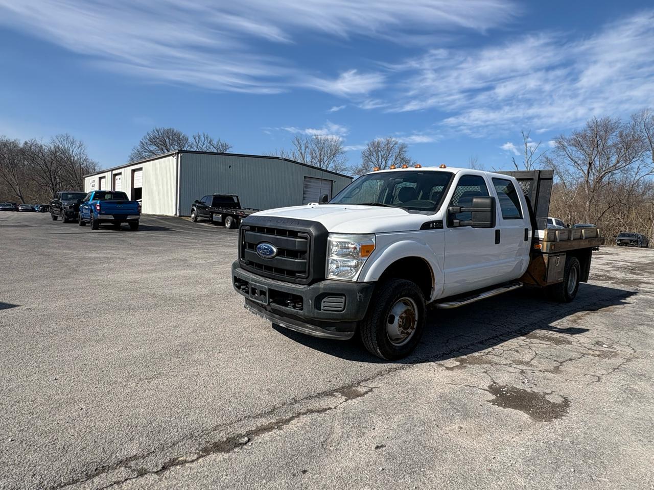 Ford Super Duty F-350 DRW 4WD Crew Cab 176" WB 60" CA Lariat 2012
