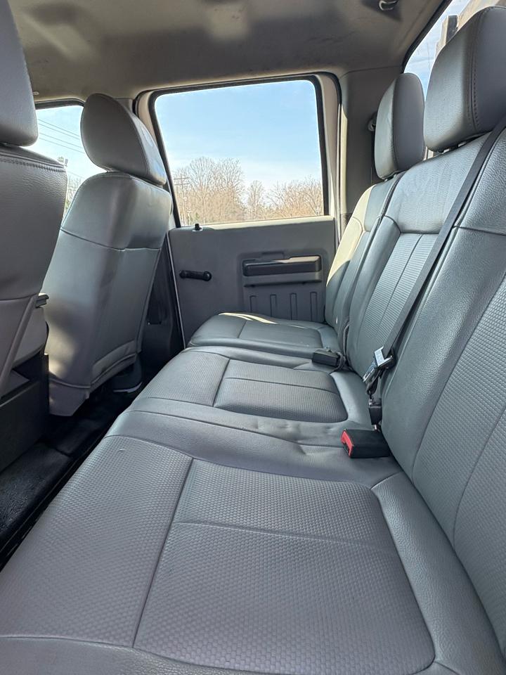 Ford Super Duty F-350 DRW 4WD Crew Cab 176" WB 60" CA Lariat 2012