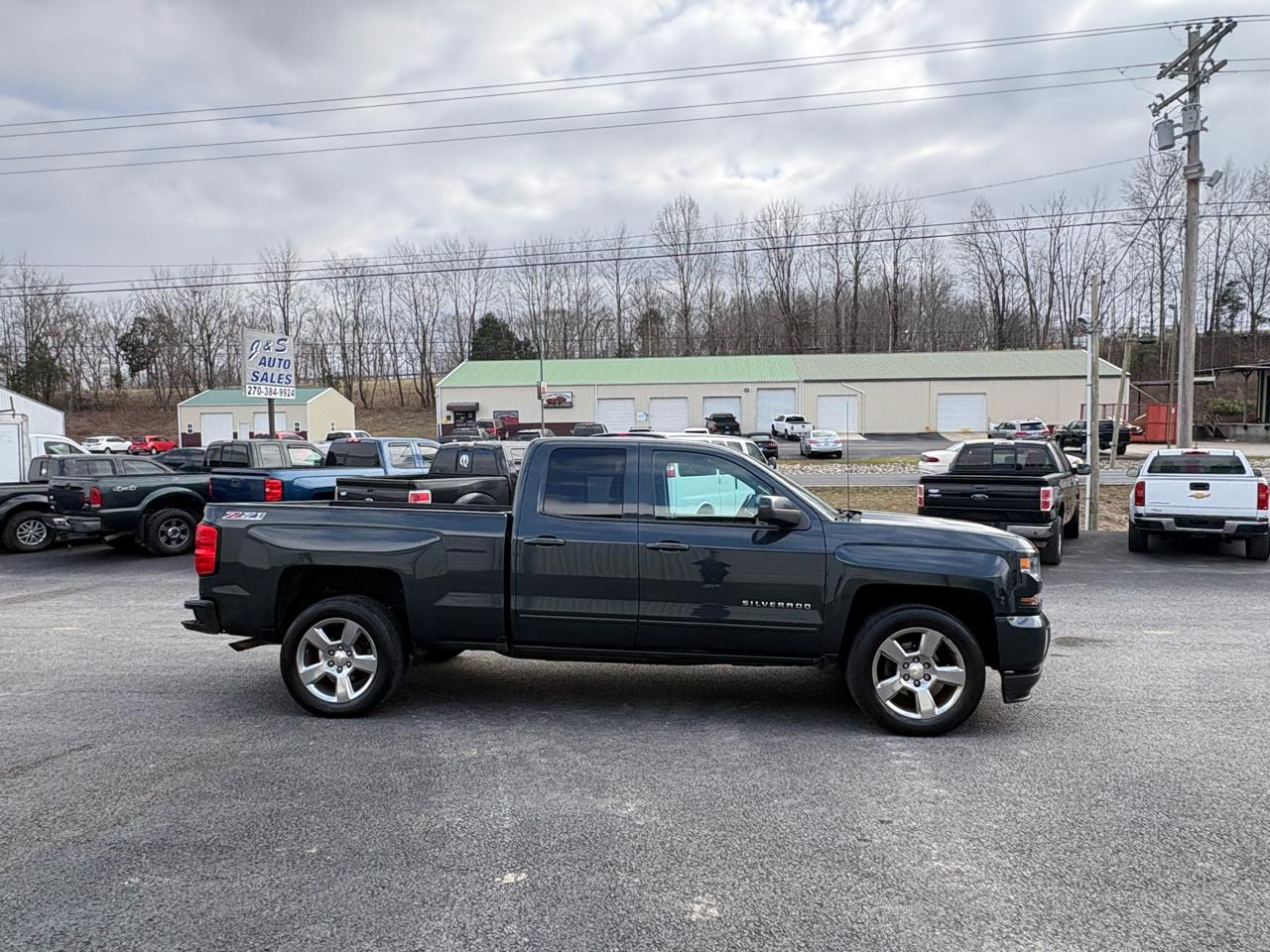 Chevrolet Silverado 1500 4WD Double Cab 143.5" LT w/2LT 2017