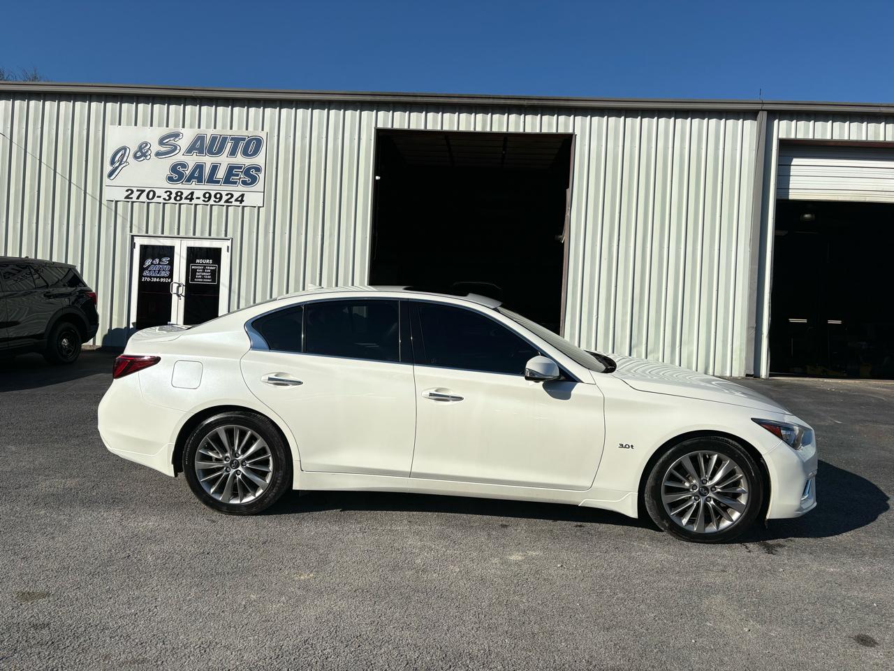 Infiniti Q50 3.0t LUXE AWD 2020