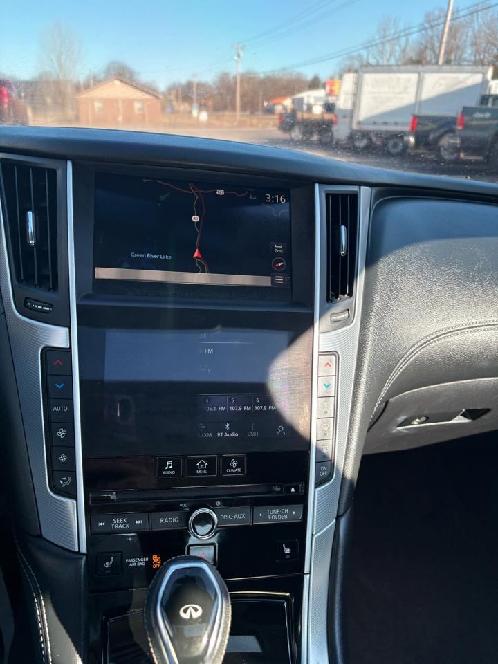 Infiniti Q50 3.0t LUXE AWD 2020