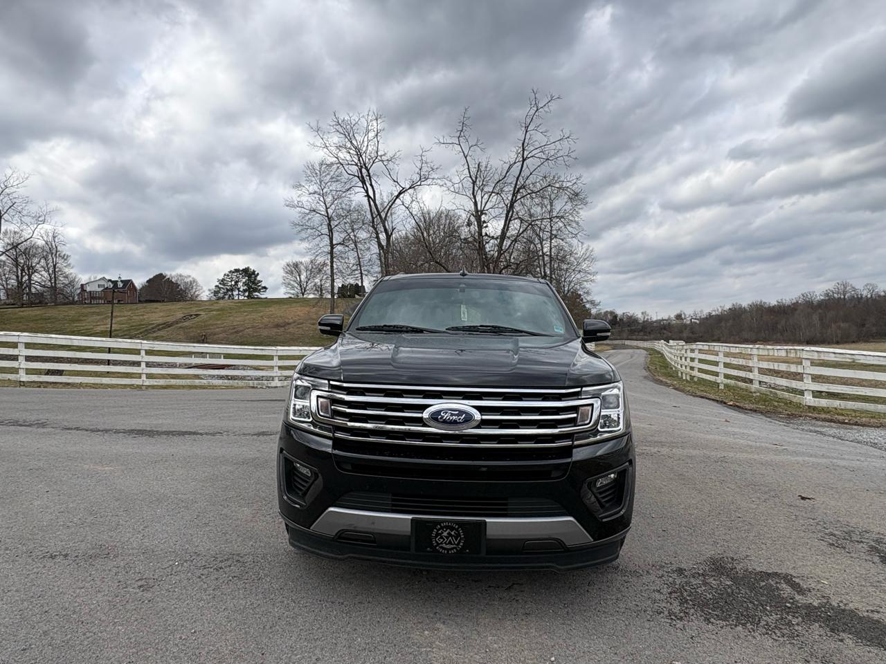 Ford Expedition XLT 2021