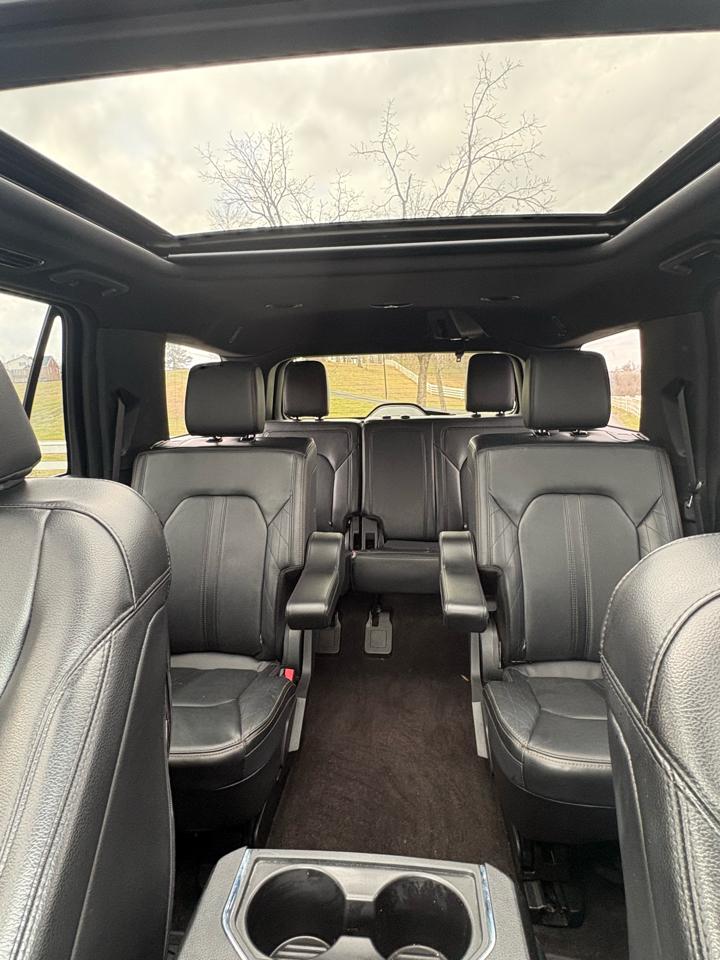 Ford Expedition XLT 2021