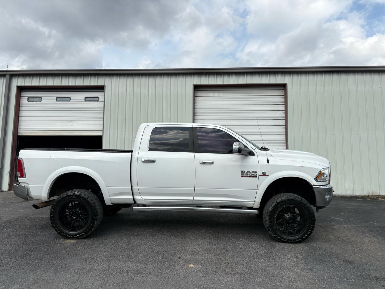 RAM 2500 4WD Crew Cab 149" Laramie 2015