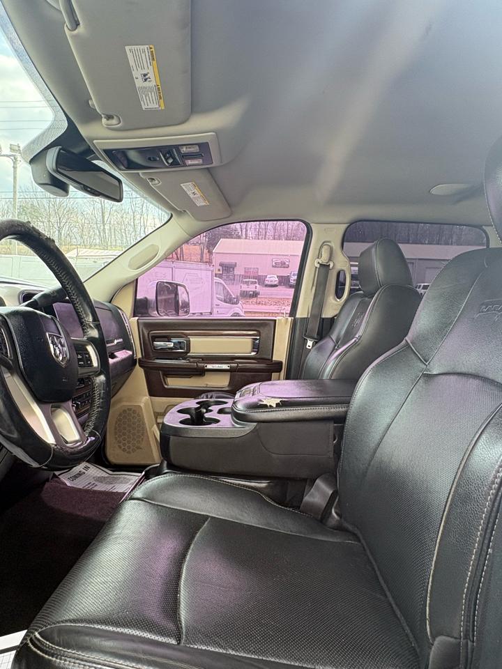 RAM 2500 4WD Crew Cab 149" Laramie 2015