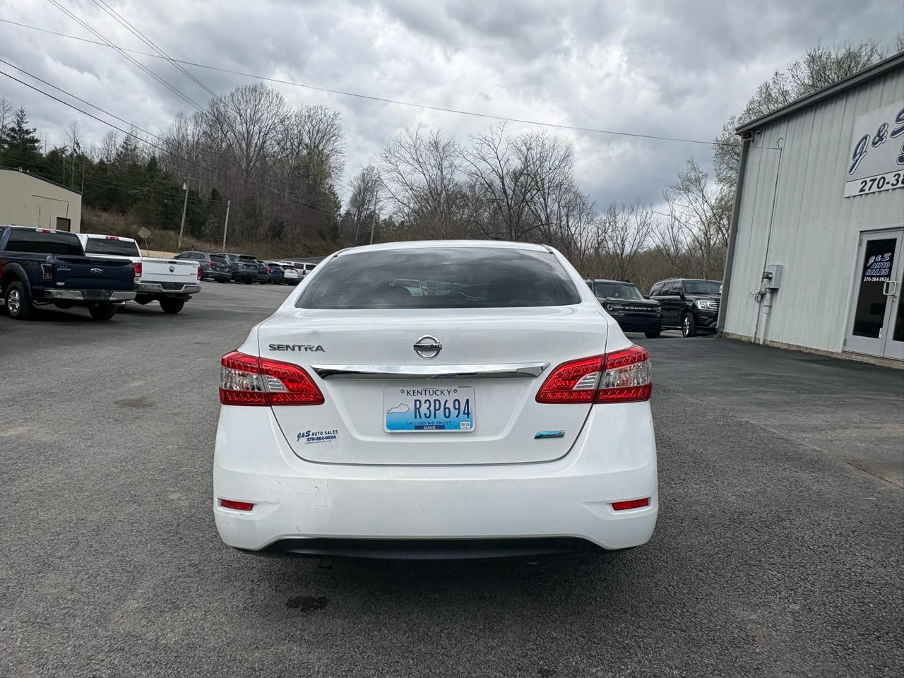 Nissan Sentra 4dr Sdn I4 CVT S 2014