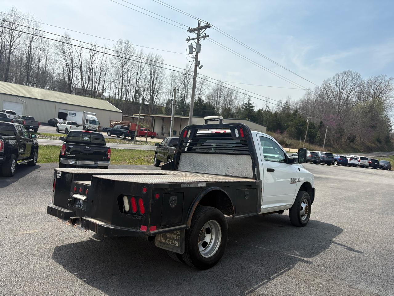 RAM 3500 Tradesman 4x4 Reg Cab 8' Box 2018