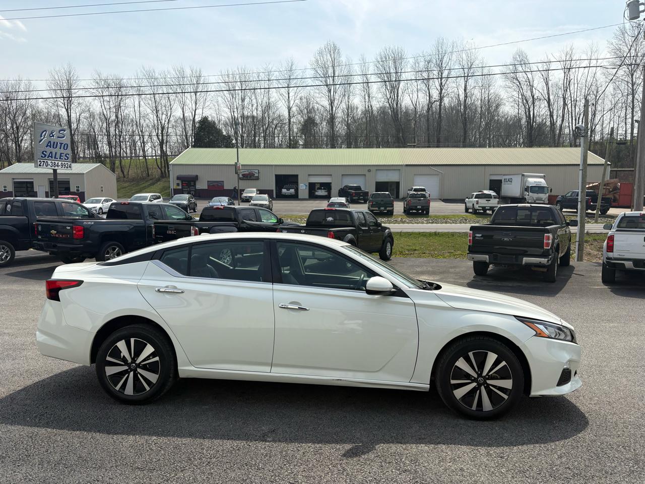 Nissan Altima 2.5 SV AWD Sedan 2022