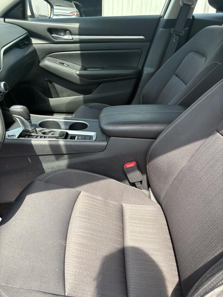 Nissan Altima 2.5 SV AWD Sedan 2022