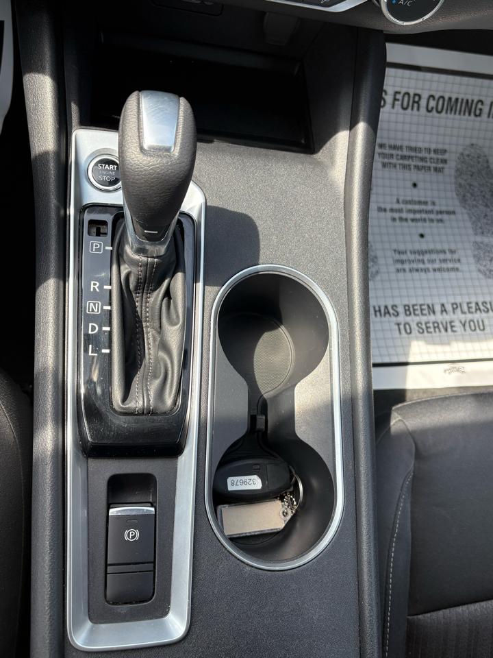 Nissan Altima 2.5 SV AWD Sedan 2022